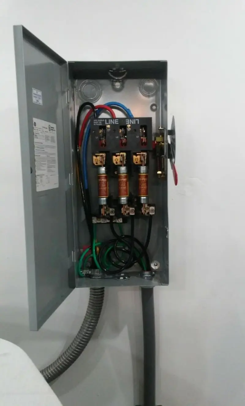 Three-phase disconnect switch installed for Electrical Wiring & Rewiring in Tallmadge
